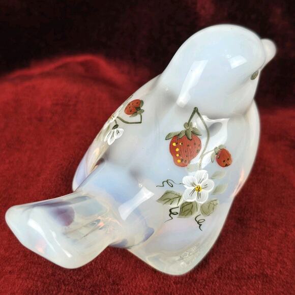 Fenton Glass Opalescent Strawberries & Flowers Hand Painted Bird Signed - Picture 2 of 16
